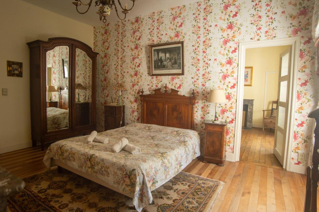 Chateau De Rhodes La Bastide-de-Serou ภายนอก รูปภาพ