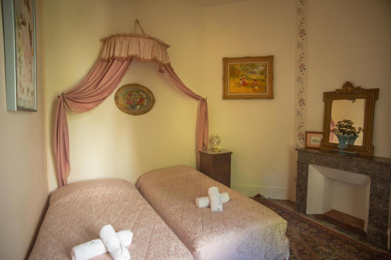 Chateau De Rhodes La Bastide-de-Serou ภายนอก รูปภาพ